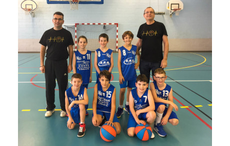 U11M POUSSINS